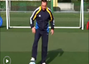 汤姆-拜尔足球训练之左右脚脚背踢球练习